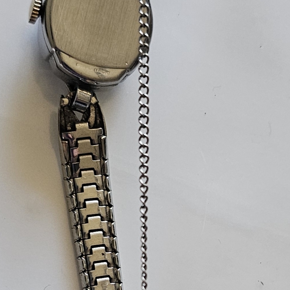 Vintage Harman Swiss Ladies Silver Tone Mechanical Watch , For Parts And Repair - Picture 6 of 16